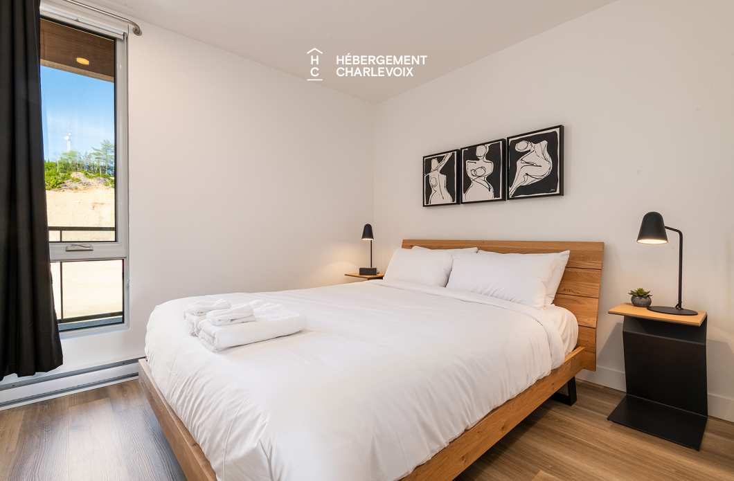 MGR-750 :  Condo 2e & 3e étage - Aux premières loges du levée du Soleil et du St-Laurent