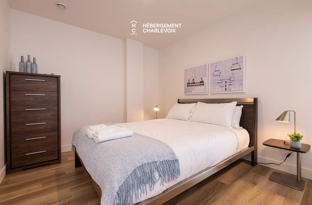 MGR-750 :  Condo 2e & 3e étage - Aux premières loges du levée du Soleil et du St-Laurent