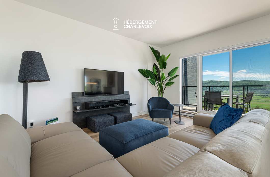 MGR-750 :  Condo 2e & 3e étage - Aux premières loges du levée du Soleil et du St-Laurent
