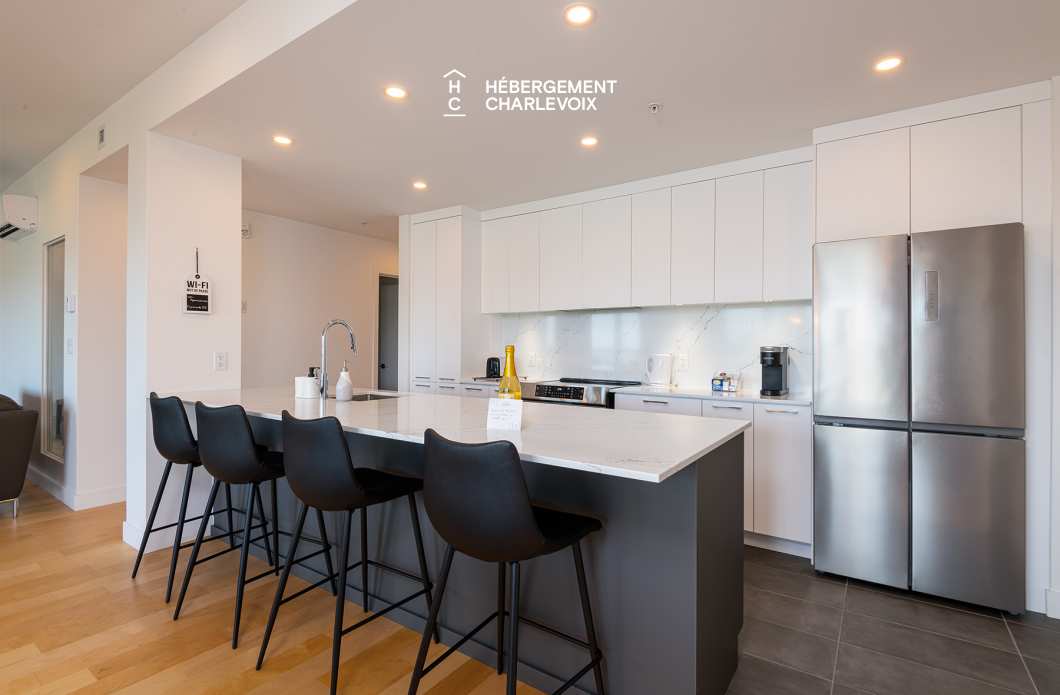 MGR-750 :  Condo 2e & 3e étage - Aux premières loges du levée du Soleil et du St-Laurent