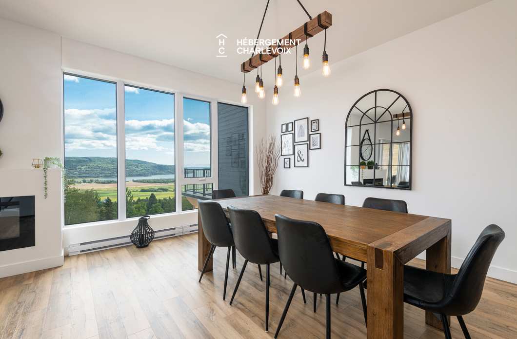MGR-750 :  Condo 2e & 3e étage - Aux premières loges du levée du Soleil et du St-Laurent