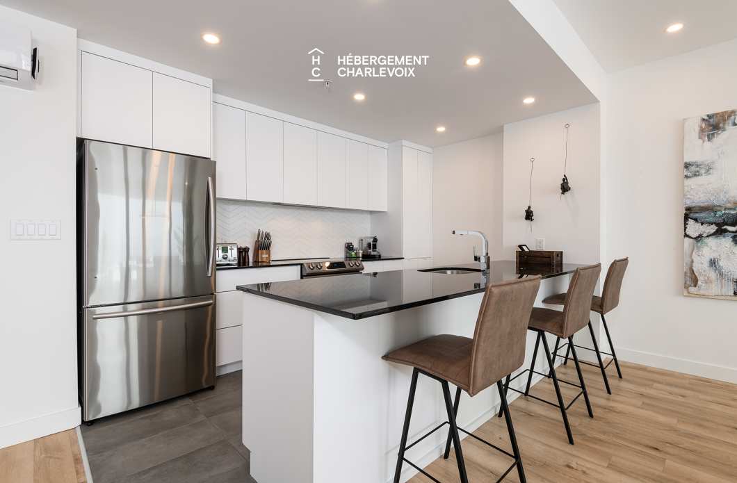 MGR-750 :  Condo 2e & 3e étage - Aux premières loges du levée du Soleil et du St-Laurent
