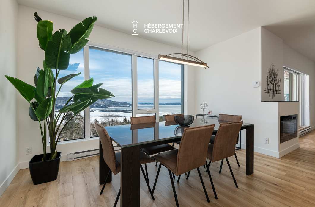 MGR-750 :  Condo 2e & 3e étage - Aux premières loges du levée du Soleil et du St-Laurent