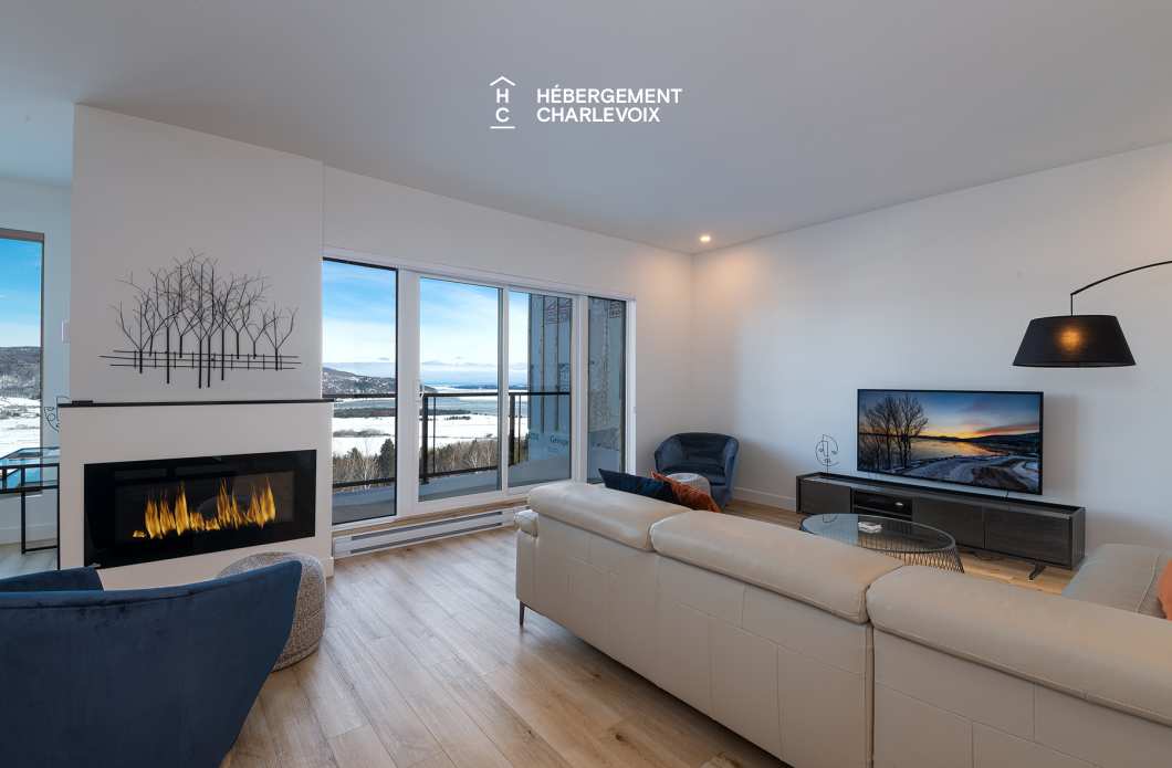 MGR-750 :  Condo 2e & 3e étage - Aux premières loges du levée du Soleil et du St-Laurent