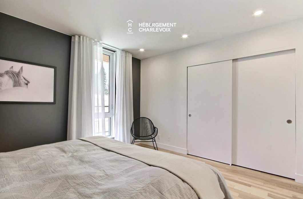 MGR-750 :  Condo 2e & 3e étage - Aux premières loges du levée du Soleil et du St-Laurent