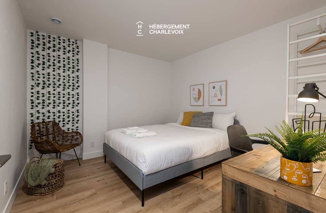 MGR-750 :  Condo 2e & 3e étage - Aux premières loges du levée du Soleil et du St-Laurent
