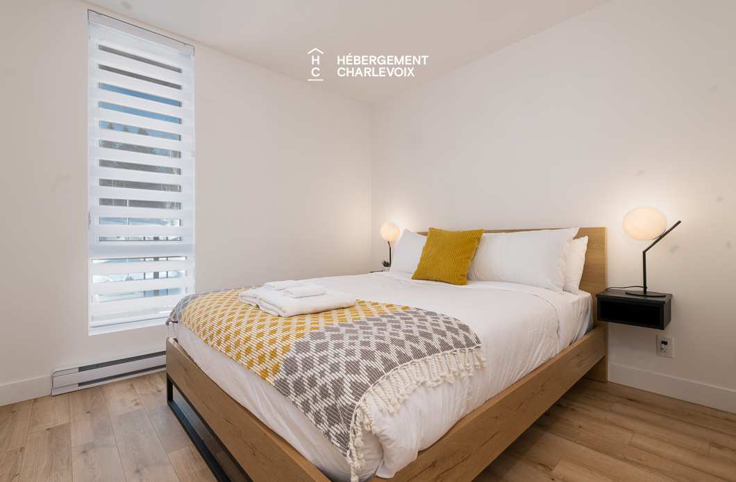 MGR-750 :  Condo 2e & 3e étage - Aux premières loges du levée du Soleil et du St-Laurent