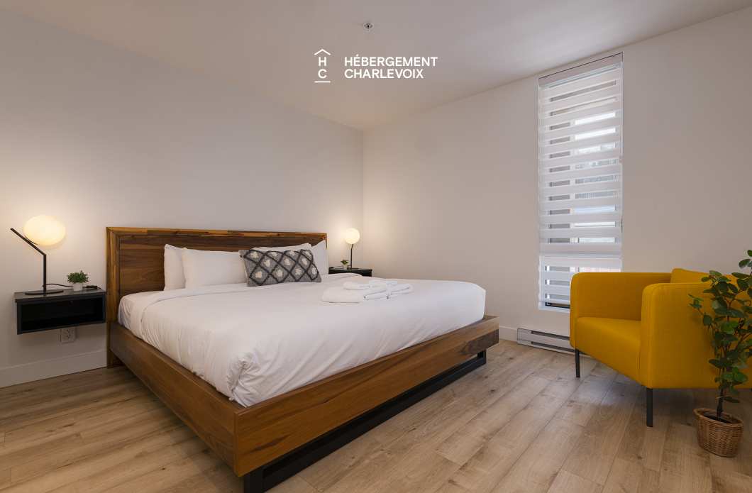 MGR-750 :  Condo 2e & 3e étage - Aux premières loges du levée du Soleil et du St-Laurent