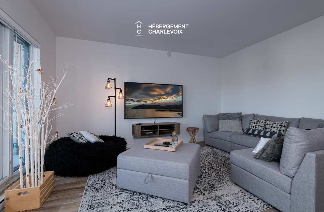 MGR-750 :  Condo 2e & 3e étage - Aux premières loges du levée du Soleil et du St-Laurent