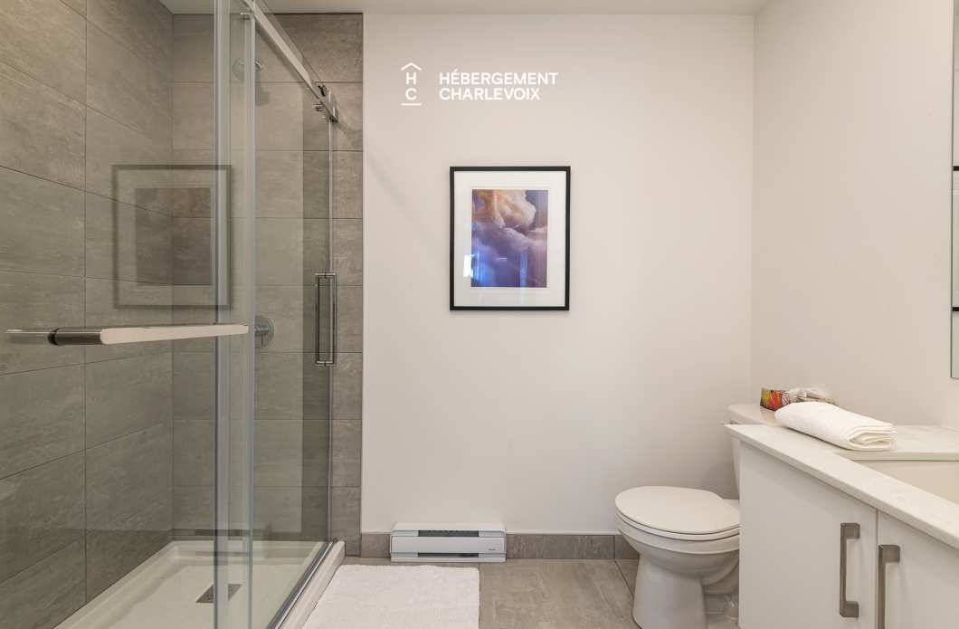 MGR-750 :  Condo 2e & 3e étage - Aux premières loges du levée du Soleil et du St-Laurent