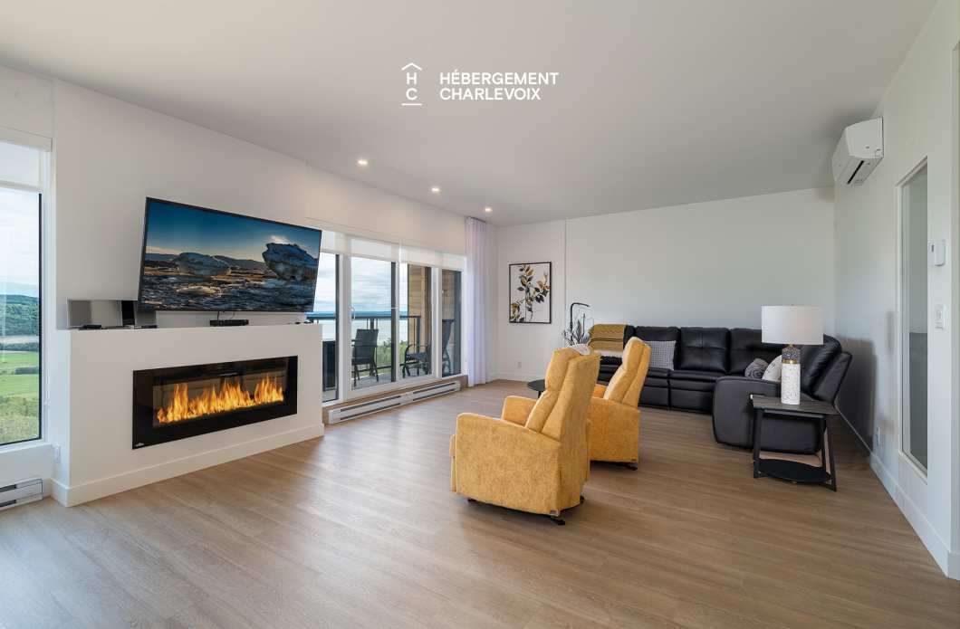 MGR-750 :  Condo 2e & 3e étage - Aux premières loges du levée du Soleil et du St-Laurent