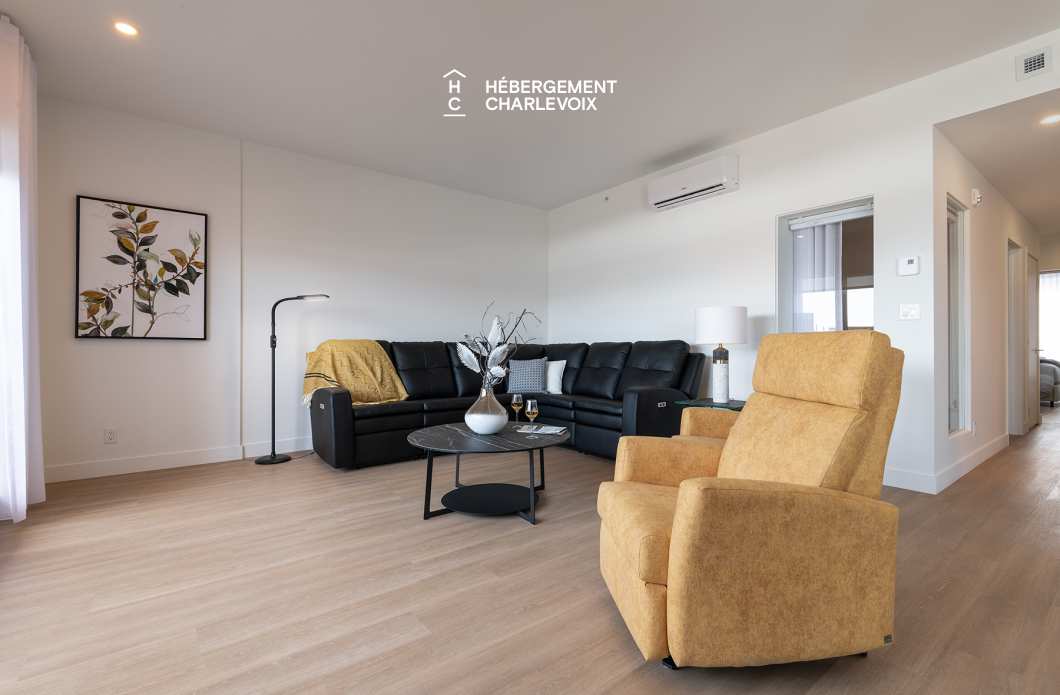 MGR-750 :  Condo 2e & 3e étage - Aux premières loges du levée du Soleil et du St-Laurent