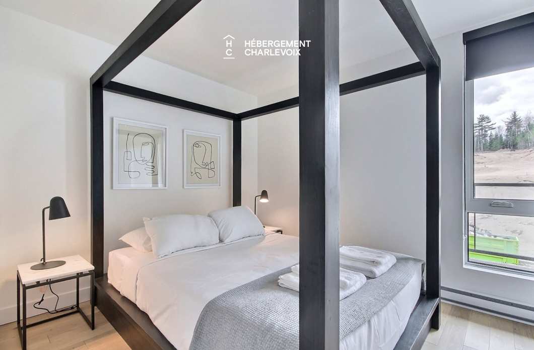 MGR-750 :  Condo 2e & 3e étage - Aux premières loges du levée du Soleil et du St-Laurent