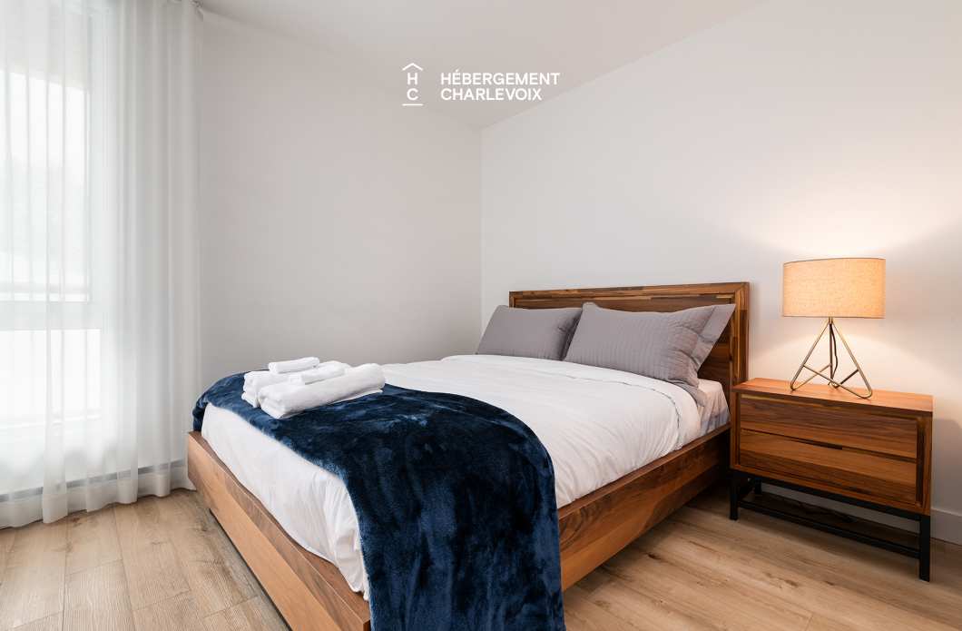 MGR-750 :  Condo 2e & 3e étage - Aux premières loges du levée du Soleil et du St-Laurent