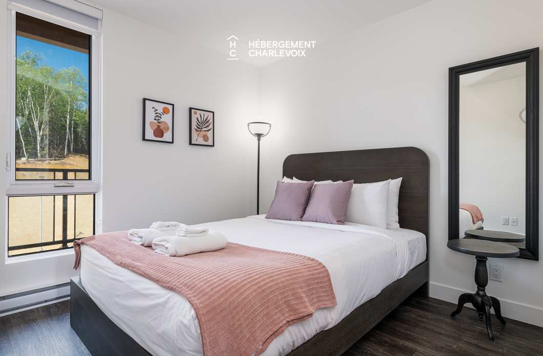 MGR-750 :  Condo 2e & 3e étage - Aux premières loges du levée du Soleil et du St-Laurent