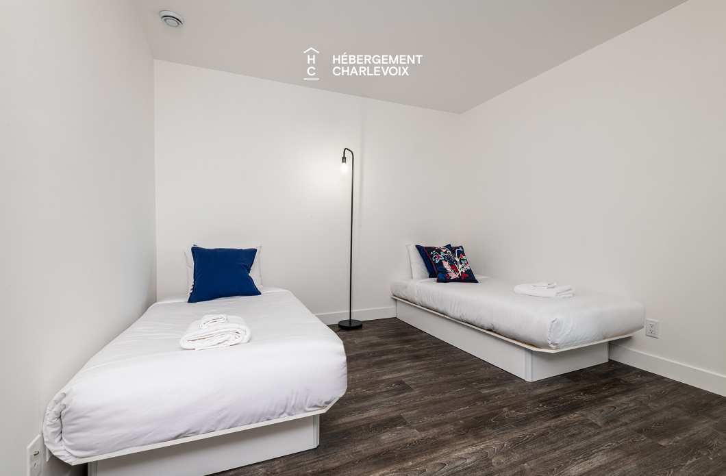 MGR-750 :  Condo 2e & 3e étage - Aux premières loges du levée du Soleil et du St-Laurent