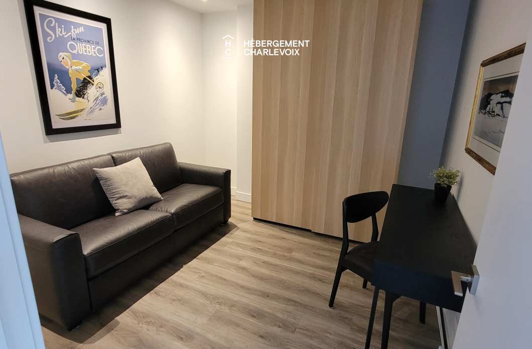 MGR-750 :  Condo 2e & 3e étage - Aux premières loges du levée du Soleil et du St-Laurent