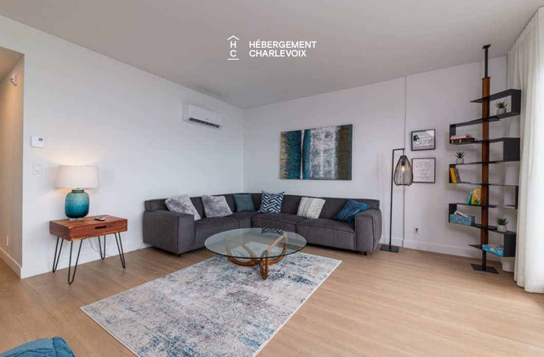 MGR-750 :  Condo 2e & 3e étage - Aux premières loges du levée du Soleil et du St-Laurent