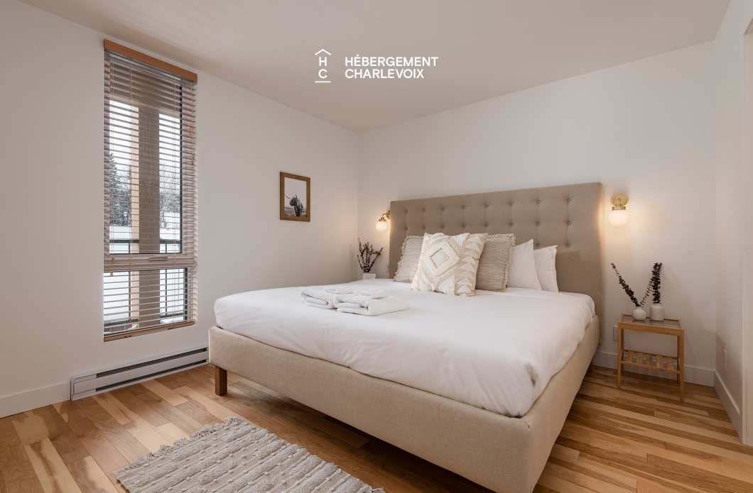 MGR-750 :  Condo 2e & 3e étage - Aux premières loges du levée du Soleil et du St-Laurent