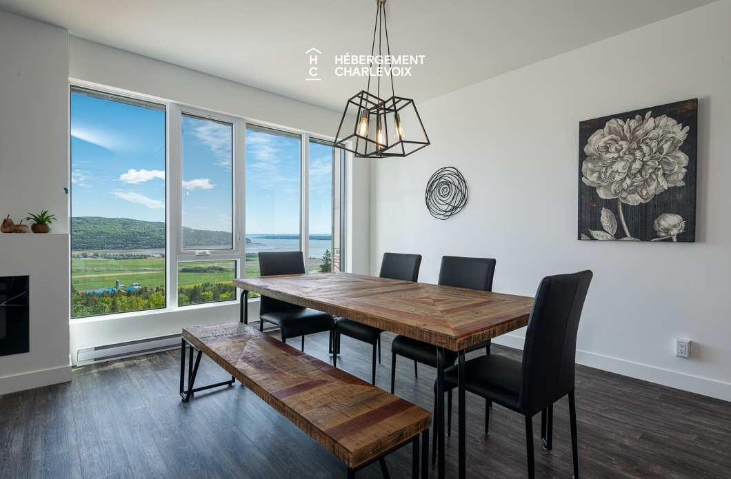 MGR-750 :  Condo 2e & 3e étage - Aux premières loges du levée du Soleil et du St-Laurent