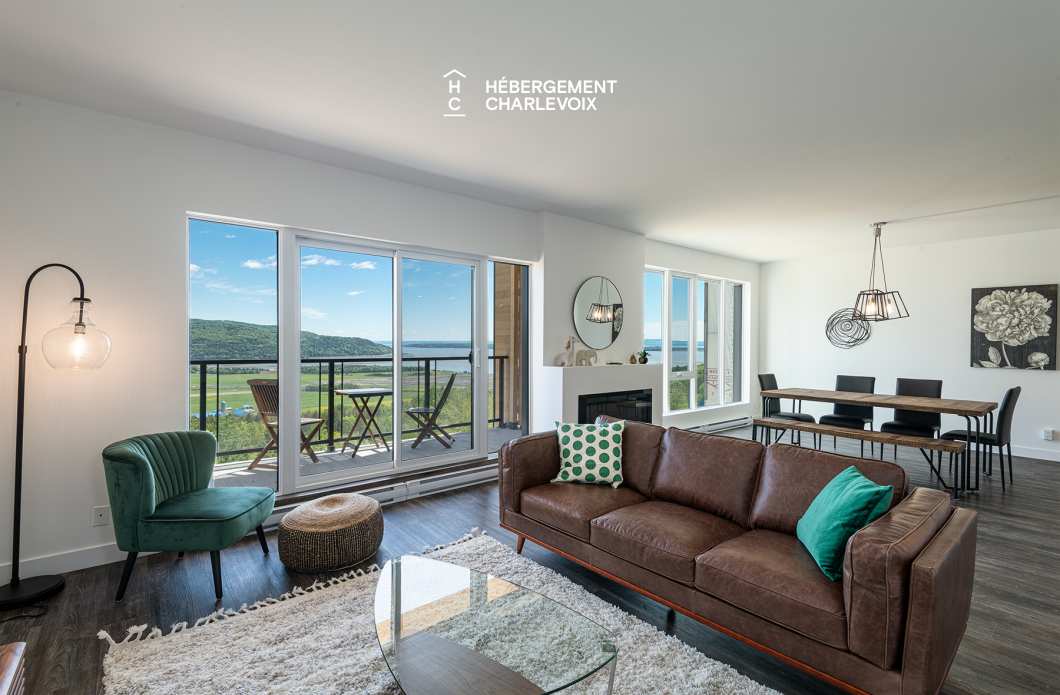 MGR-750 :  Condo 2e & 3e étage - Aux premières loges du levée du Soleil et du St-Laurent