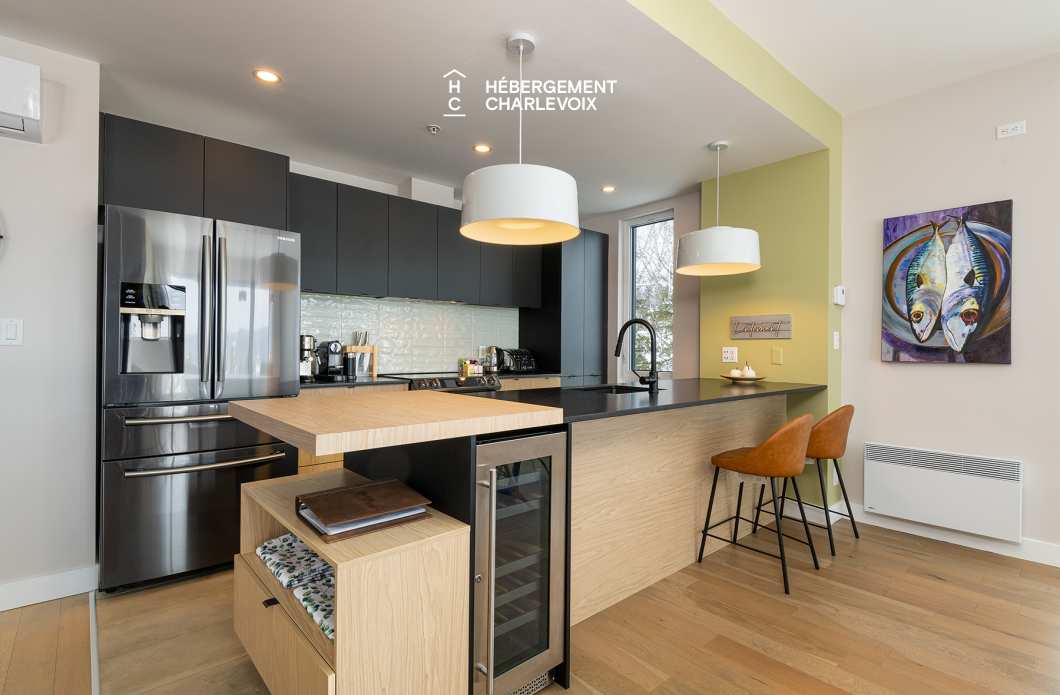 MGR-750 :  Condo 2e & 3e étage - Aux premières loges du levée du Soleil et du St-Laurent
