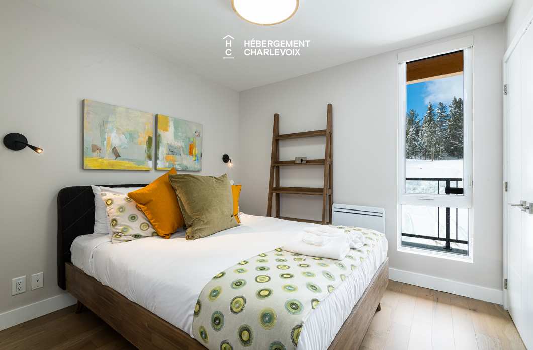 MGR-750 :  Condo 2e & 3e étage - Aux premières loges du levée du Soleil et du St-Laurent