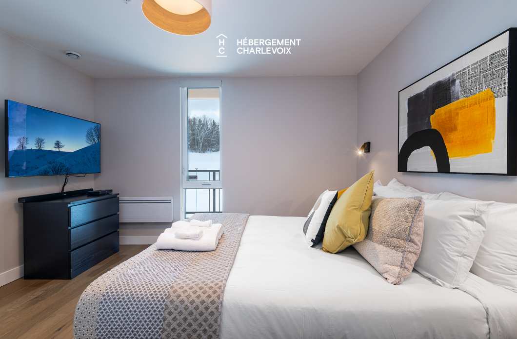 MGR-750 :  Condo 2e & 3e étage - Aux premières loges du levée du Soleil et du St-Laurent