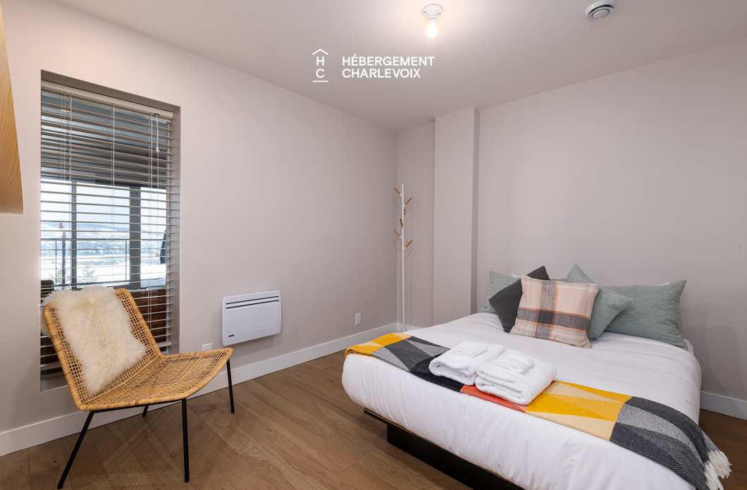 MGR-750 :  Condo 2e & 3e étage - Aux premières loges du levée du Soleil et du St-Laurent