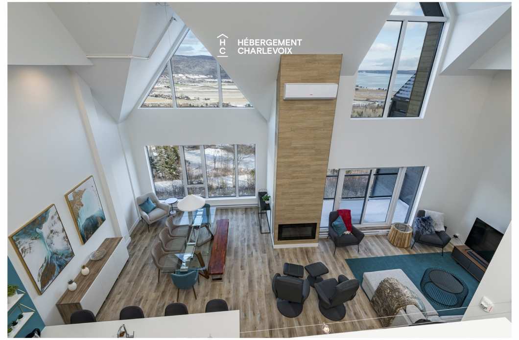 MGR-750:  Condo 4e étage - Penthouse avec vue, perché au-dessus du Fleuve St-Laurent.