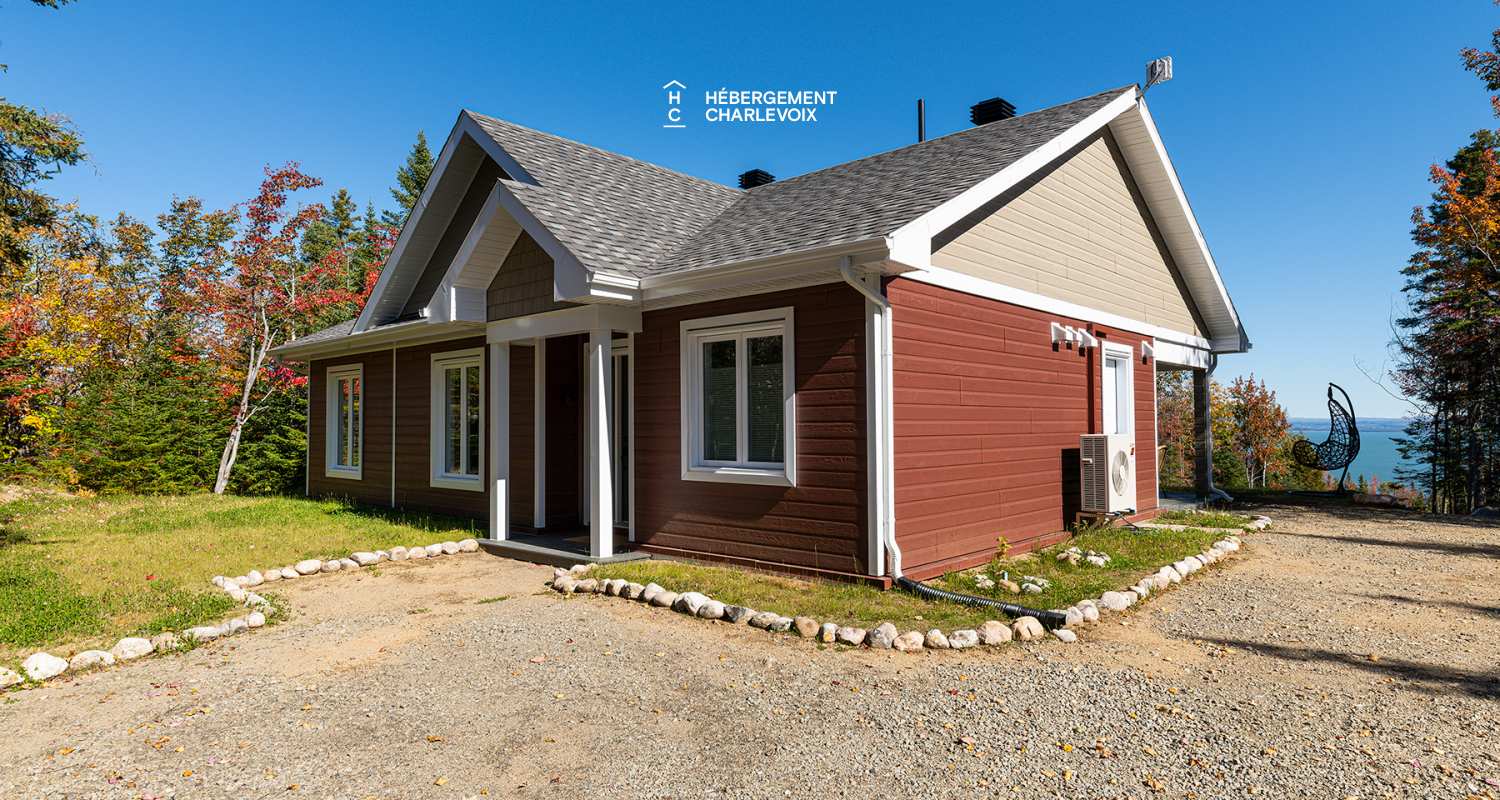 AAC-675 - Situé dans un secteur très boisé.