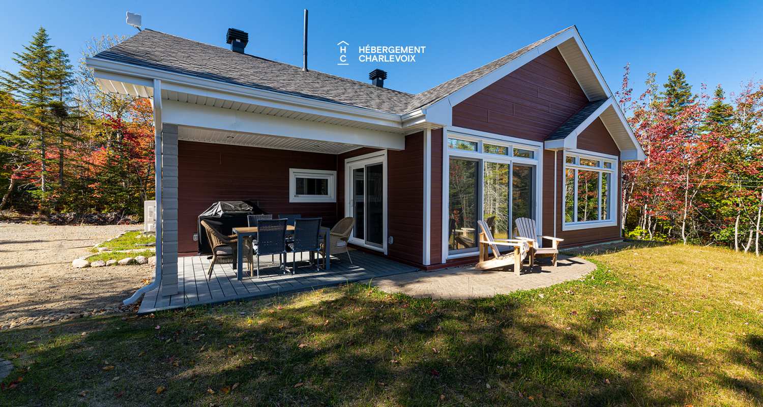 AAC-675 - Situé dans un secteur très boisé.