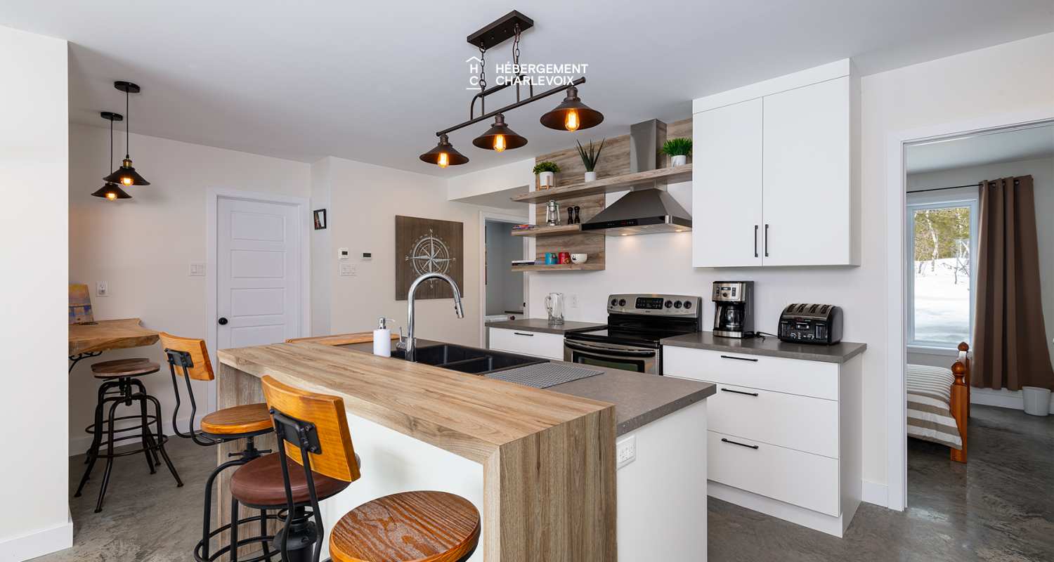 AAC-675 - Situé dans un secteur très boisé.