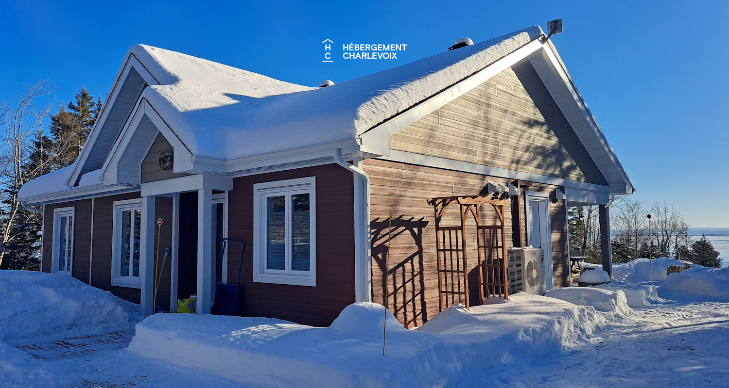 AAC-675 - Situé dans un secteur très boisé.