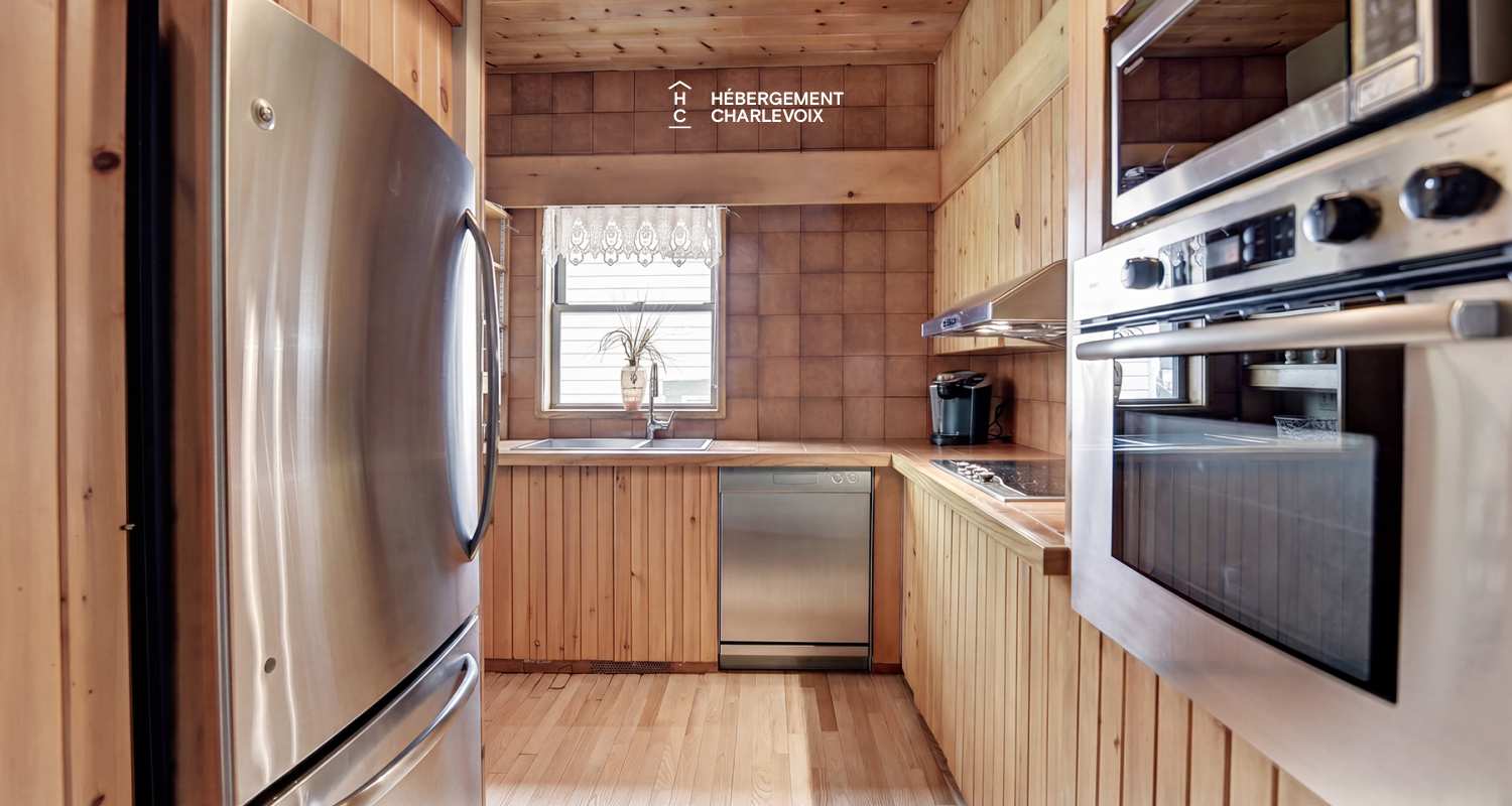 ALC-28 - Joli appartement situé en plein cœur de l'une des plus belles rues de Charlevoix.