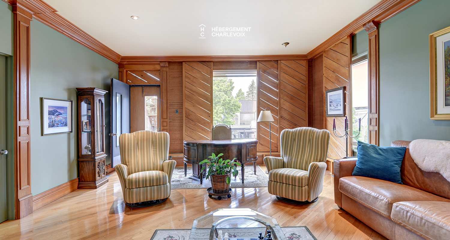 ALC-28 - Joli appartement situé en plein cœur de l'une des plus belles rues de Charlevoix.