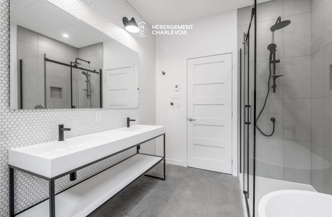 ALT-34 - Un chalet invitant à la détente près du Massif de Charlevoix