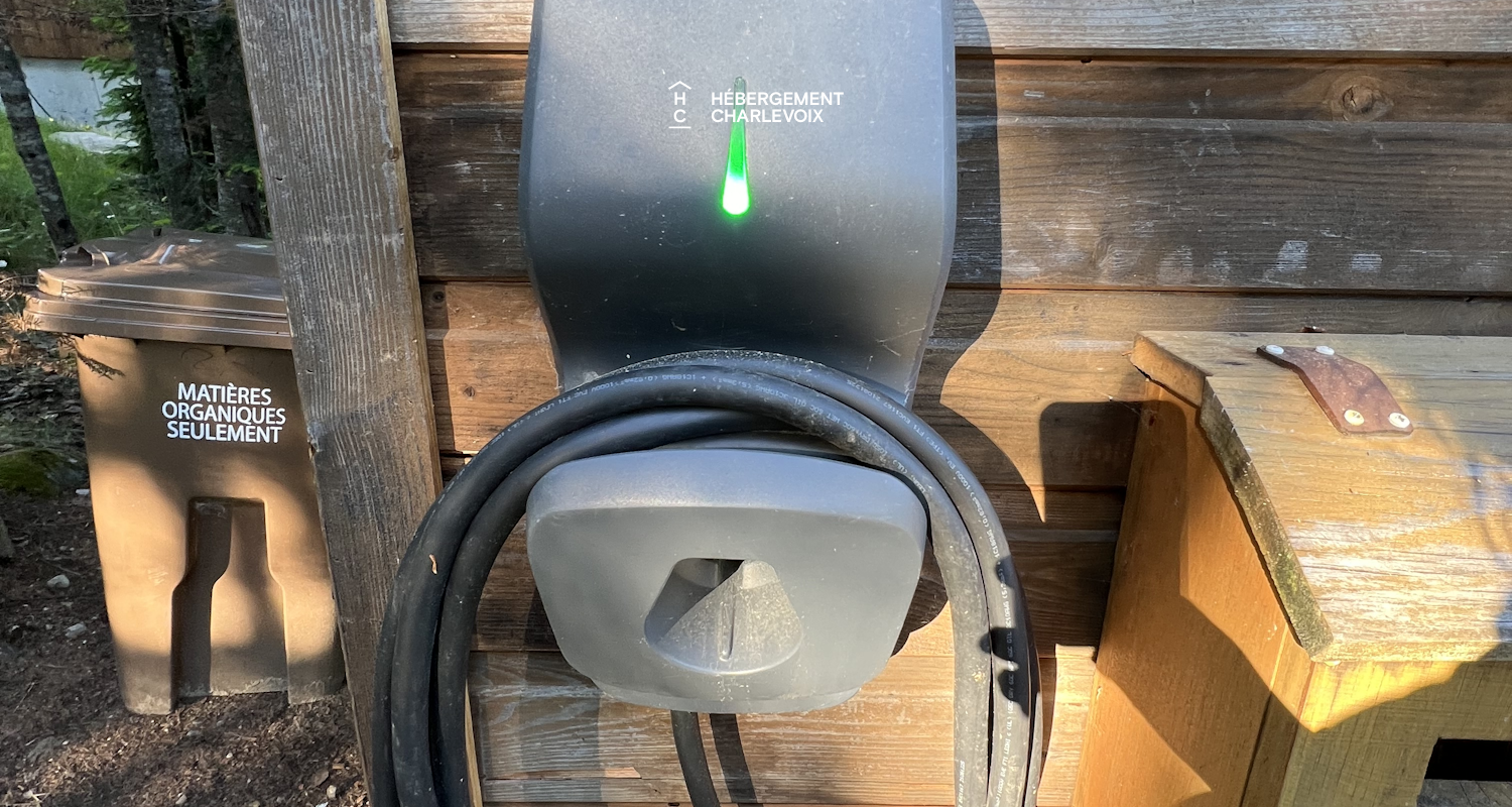 AMA-2 - Équilibre parfait entre moderne et rustique.