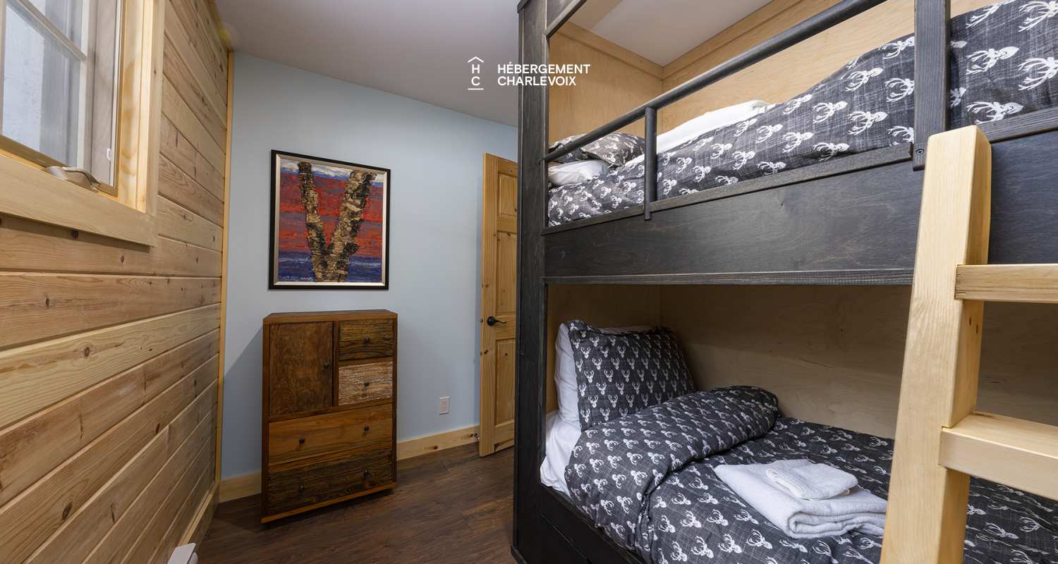 AMA-2 - Équilibre parfait entre moderne et rustique.