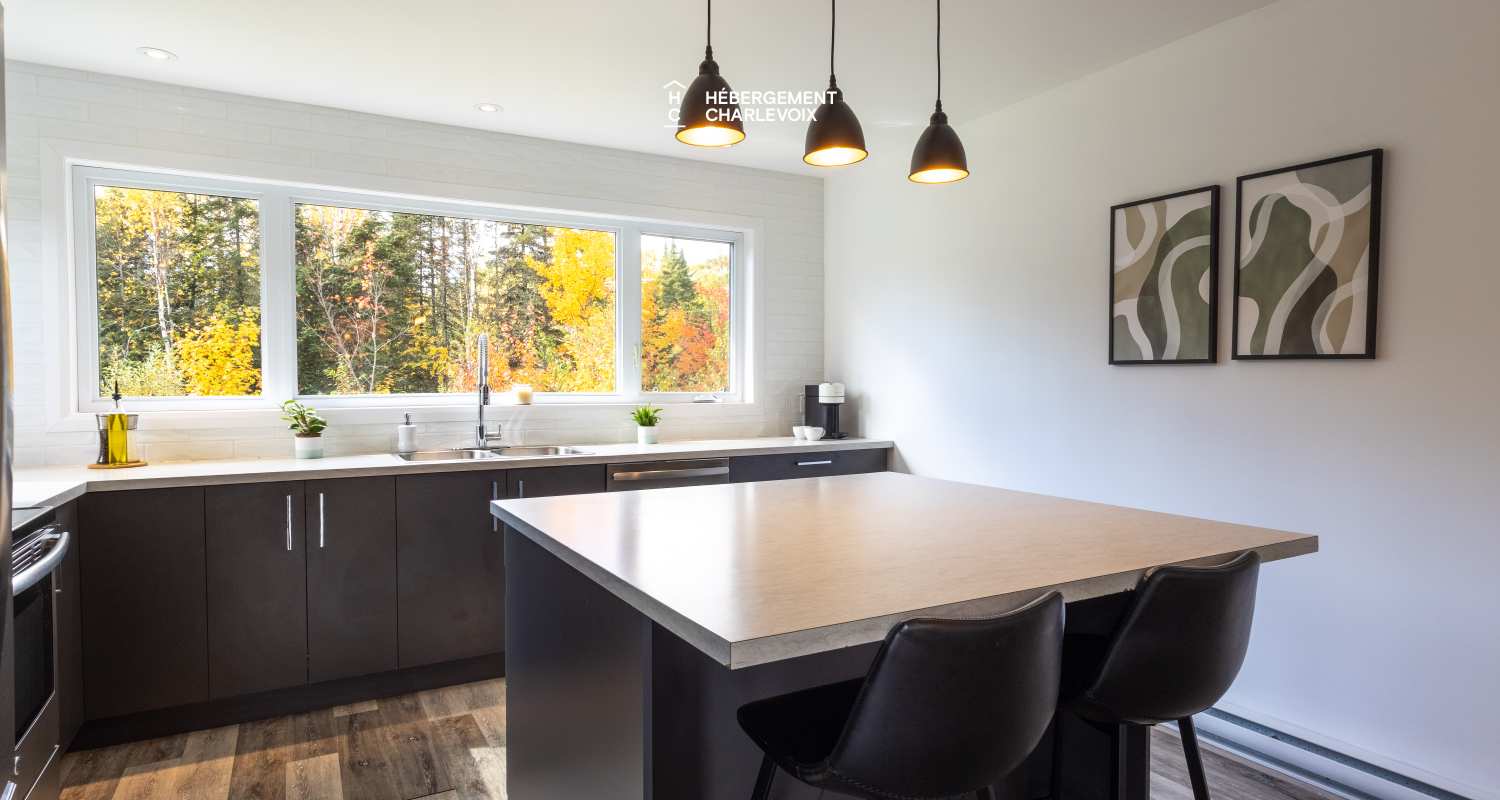 ANG-93 - Escapade in a relaxing and woody atmosphere