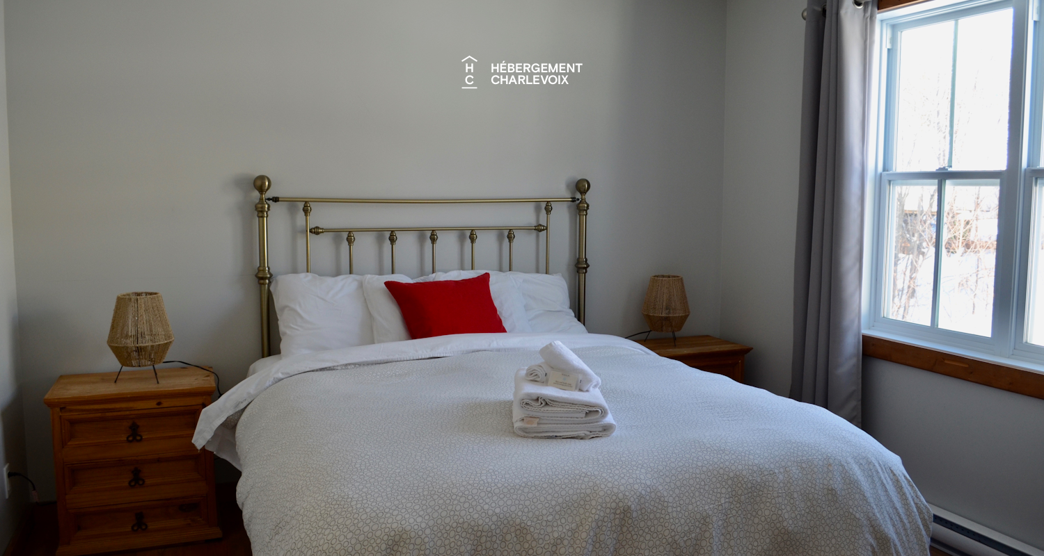 ANO-121H - Cottage avec vue splendide sur le fleuve St-Laurent