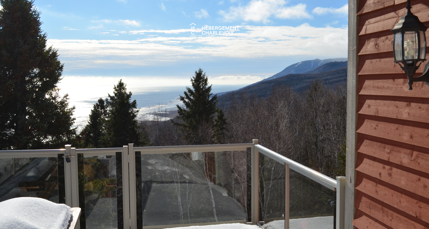 ANO-121H - Cottage avec vue splendide sur le fleuve St-Laurent