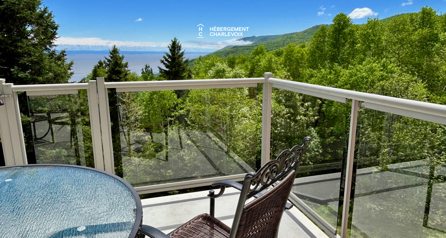 ANO-121H - Cottage avec vue splendide sur le fleuve St-Laurent