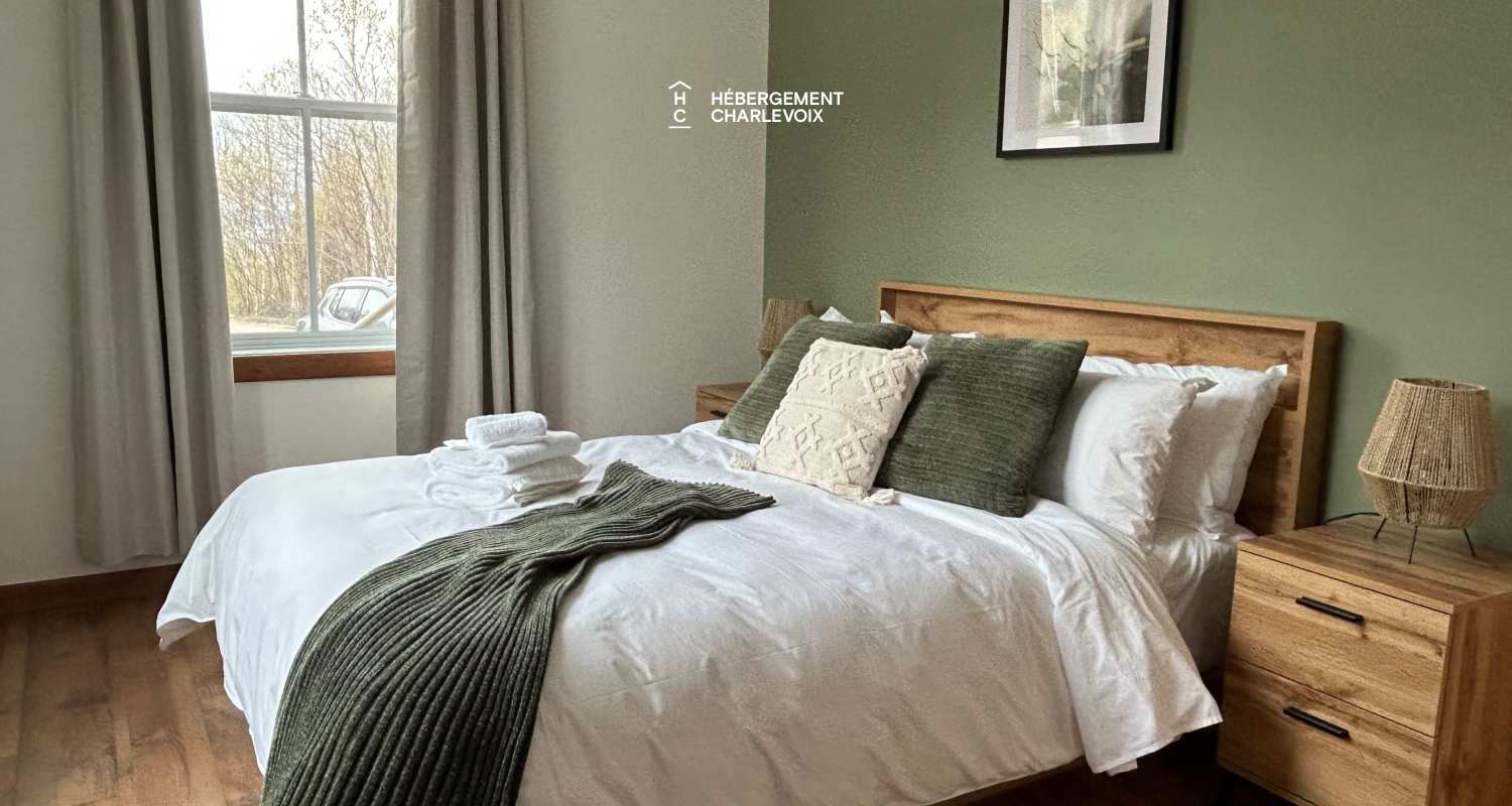 ANO-121B - Nouveau propriétaire ! chalet avec vue sur le fleuve St-Laurent!