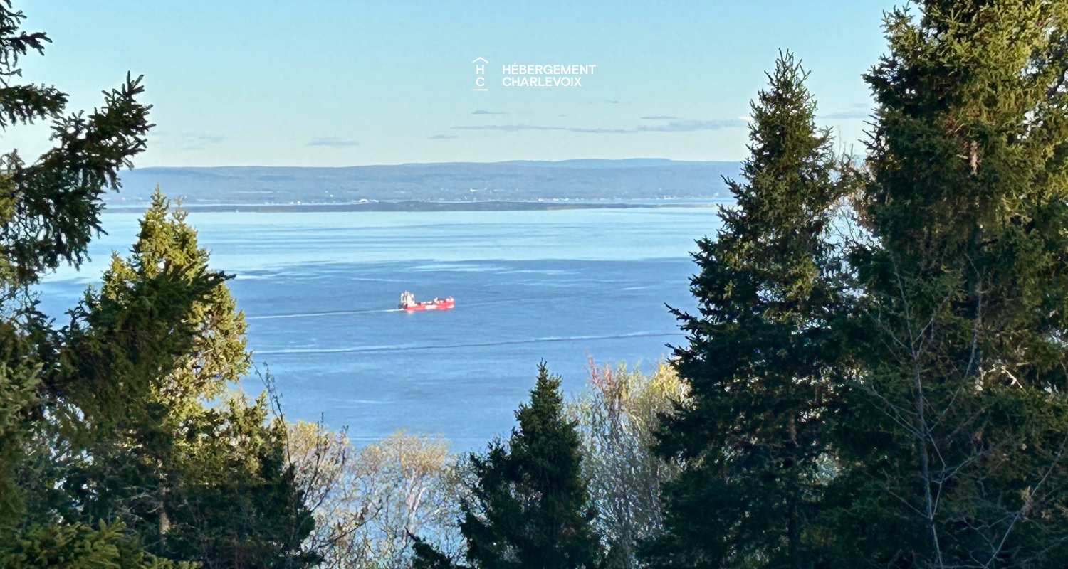ANO-121B - Nouveau propriétaire ! chalet avec vue sur le fleuve St-Laurent!