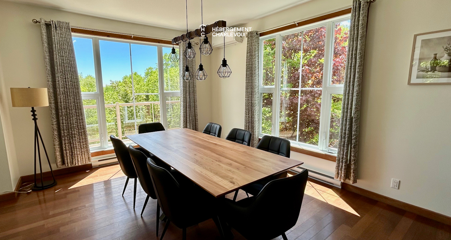 ANO-121B - Nouveau propriétaire ! chalet avec vue sur le fleuve St-Laurent!