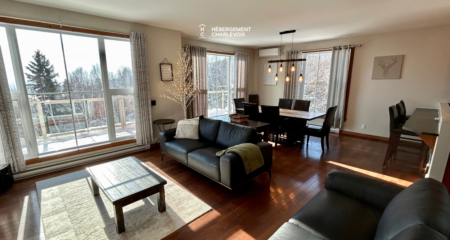 ANO-121B - À 10 minutes du Massif avec vue sur le fleuve St-Laurent!