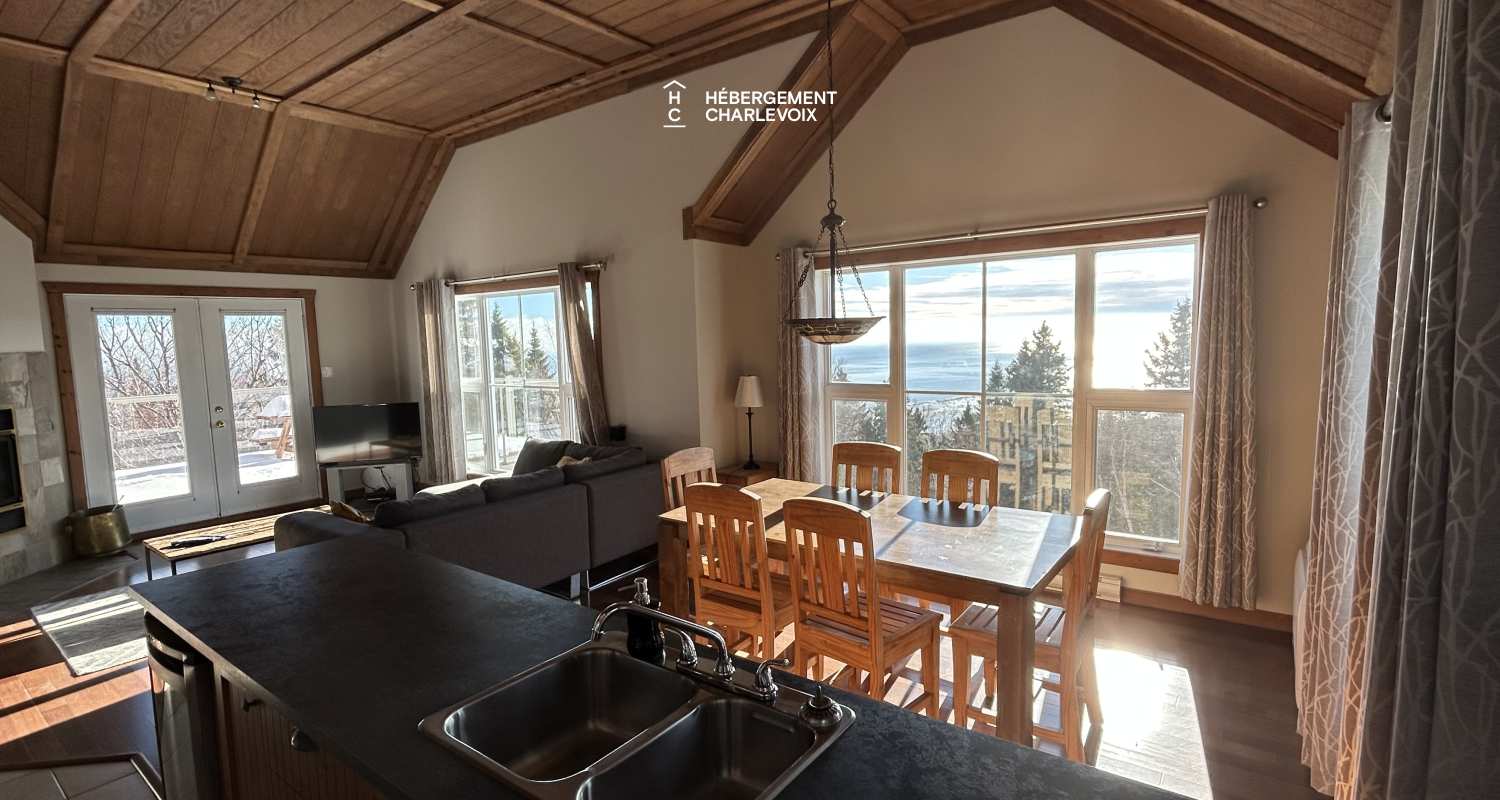 ANO-121H - Cottage avec vue splendide sur le fleuve St-Laurent