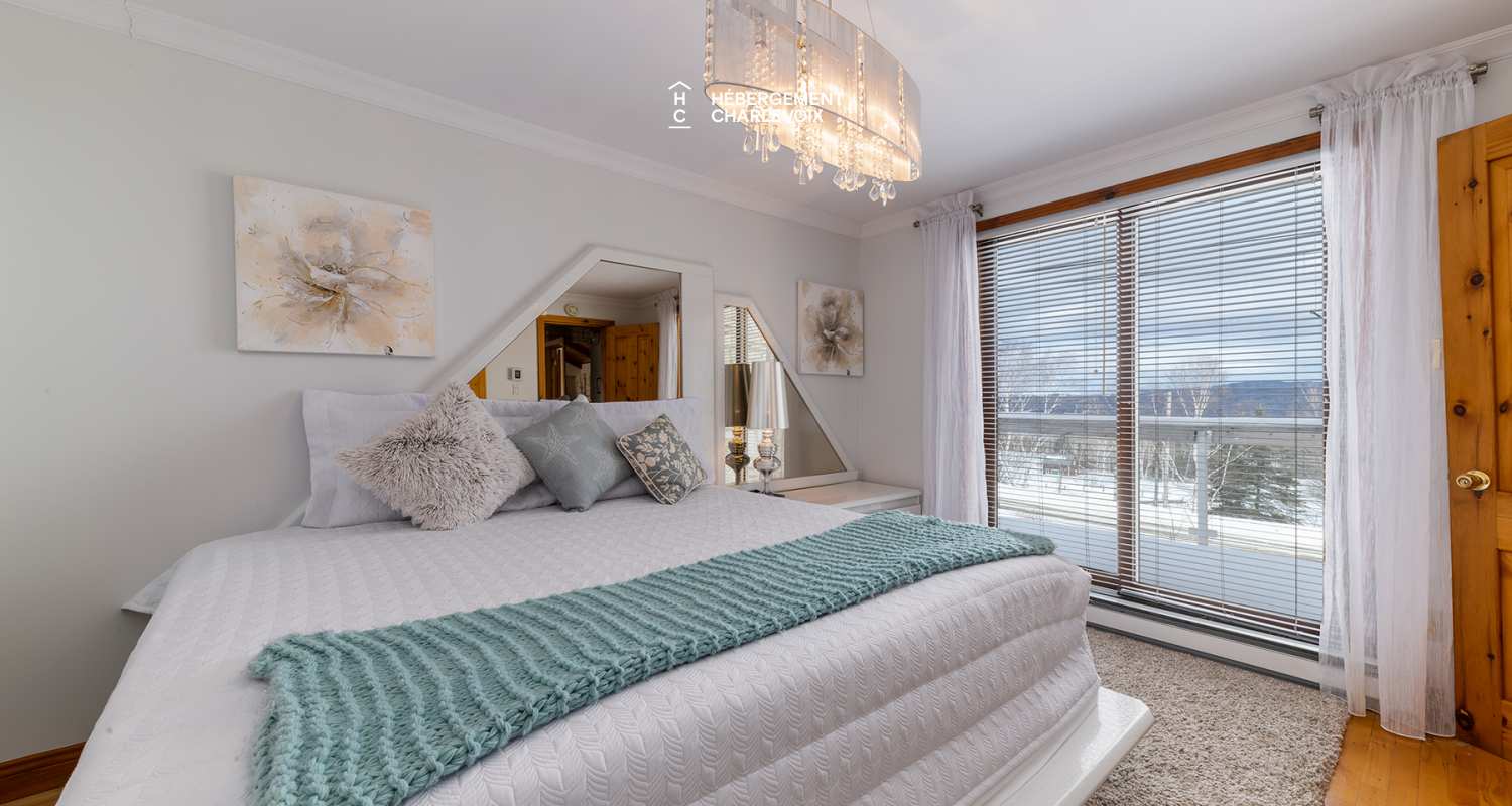 ANT-197 - Panoramic view on the river