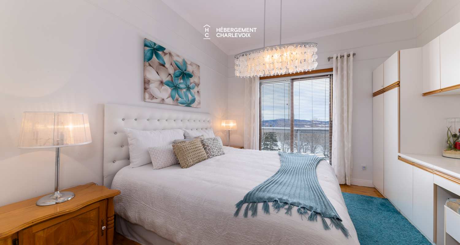 ANT-197 - Panoramic view on the river